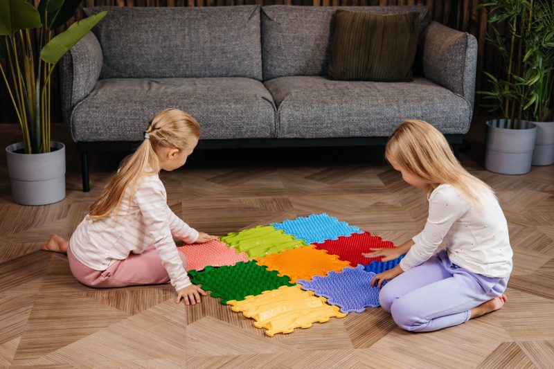 Alternative view of Senzorická podložka Stimulative Rainbow 9 ks 30x30 cm